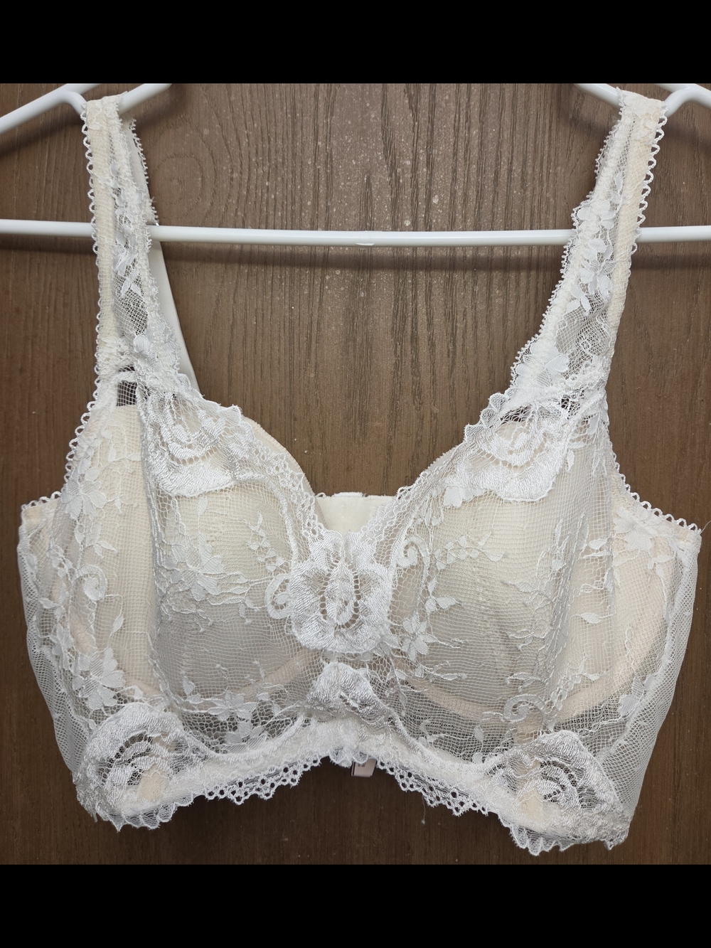 Victoria's Secret Dream Angels Lace Overlay Underwire Bra - Ivory